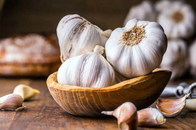 15 cách đuổi chuột trong nhà dân gian nhân đạo và hiệu quả đuổi chuột bằng tỏi