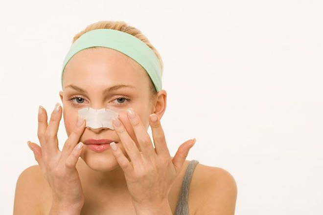 7 cách loại bỏ mụn cám nhanh chóng tự nhiên tại nhà Loại bỏ mụn trứng cá tại nhà