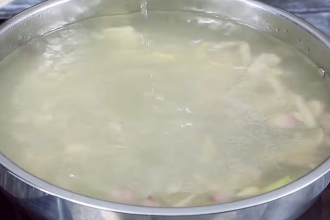 Top 3 món lẩu gà nấm thơm ngon, bổ dưỡng cho ngày đông se lạnh nước làm sạch khí